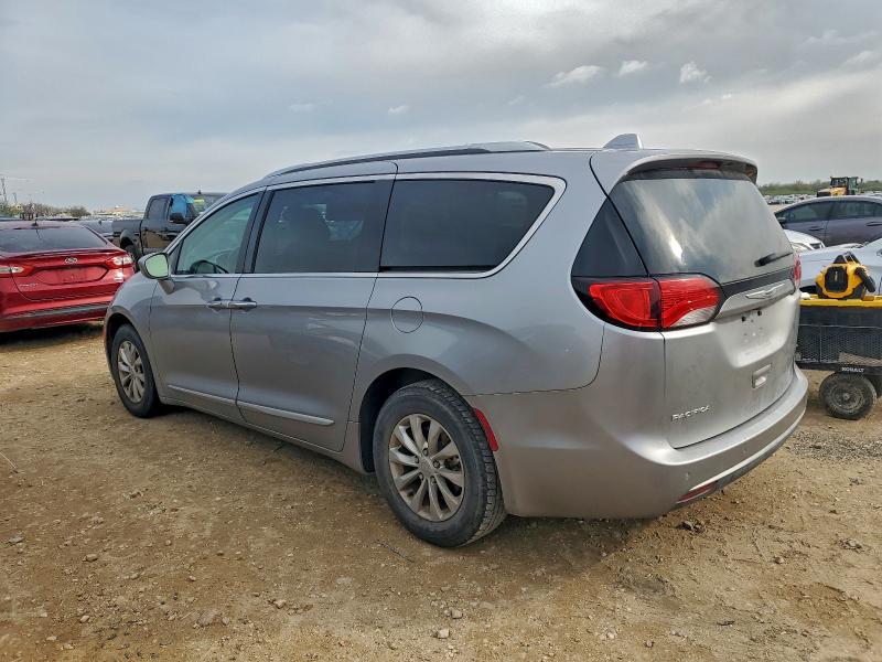 95419845 :رقم المزاد ، 2C4RC1BG1KR561217 vin ، 2019 Chrysler Pacifica مزاد بيع