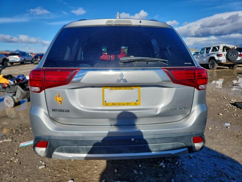 Продаж на аукціоні авто 2018 Mitsubishi Outlander, vin: JA4AZ3A39JJ002193, номер лоту: 95151035