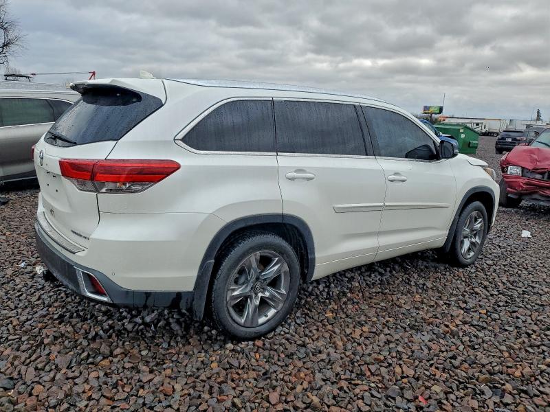 96289415 :رقم المزاد ، 5TDDZRFH5KS989583 vin ، 2019 Toyota Highlander مزاد بيع