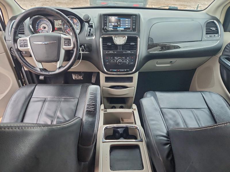 2014 Chrysler Town & Country მანქანა იყიდება აუქციონზე, vin: 2C4RC1BG5ER256842, აუქციონის ნომერი: 97843335