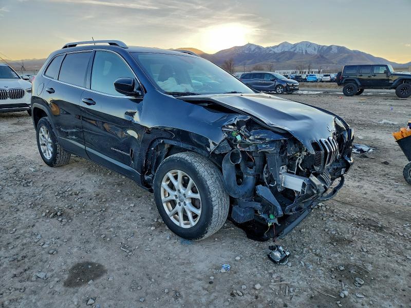96614405 :رقم المزاد ، 1C4PJMCS8EW230356 vin ، 2014 Jeep Cherokee مزاد بيع