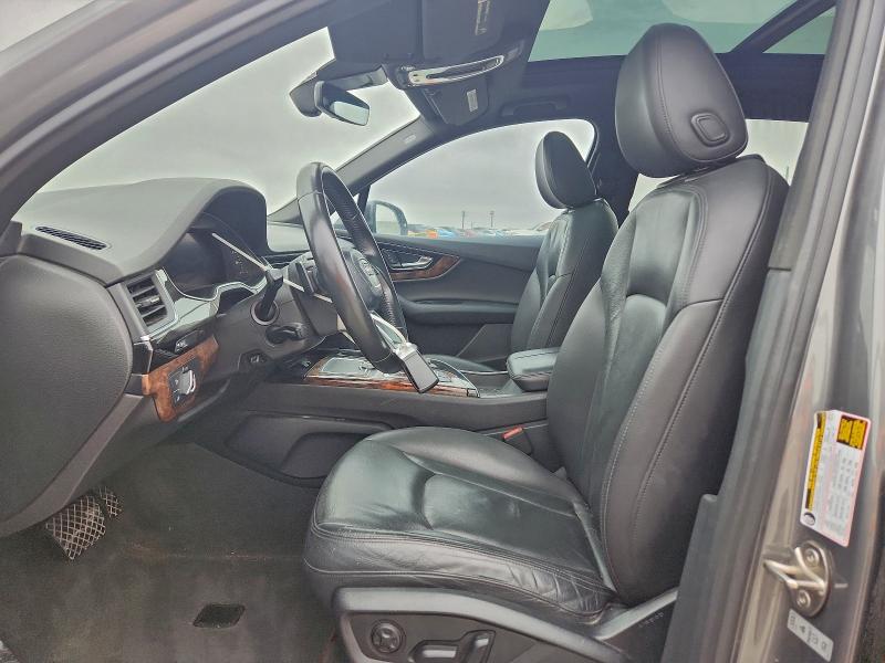 Продажа на аукционе авто 2017 Audi Q7, vin: WA1LAAF78HD012982, номер лота: 95906625