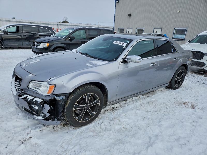 94894445 :رقم المزاد ، 2C3CA6CT3BH522563 vin ، 2011 Chrysler 300c مزاد بيع