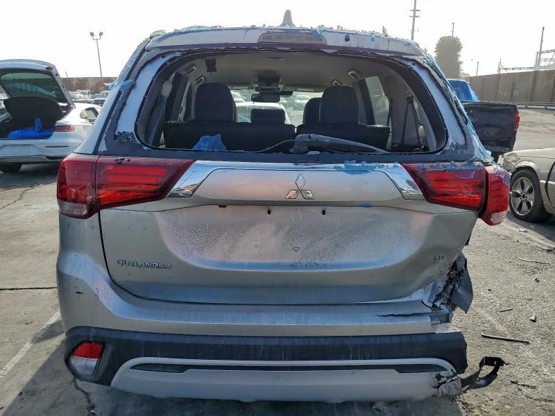 2020 Mitsubishi Outlander მანქანა იყიდება აუქციონზე, vin: JA4AZ3A39LZ037899, აუქციონის ნომერი: 96742535