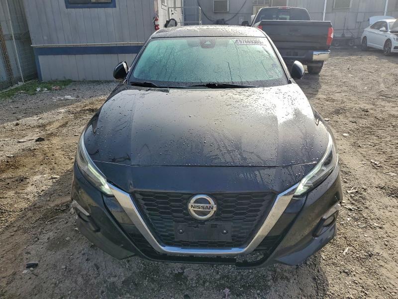 97669305 :رقم المزاد ، 1N4BL4EV2KC232554 vin ، 2019 Nissan Altima Sl مزاد بيع