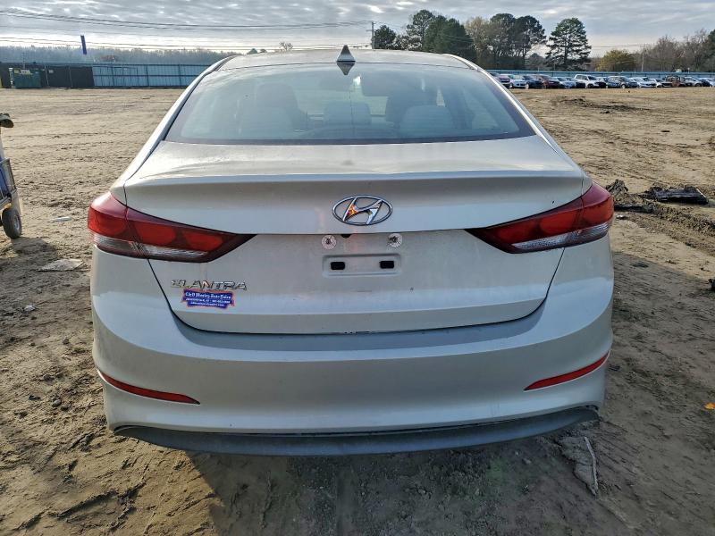 96122425 :رقم المزاد ، KMHD84LF2HU136129 vin ، 2017 Hyundai Elantra مزاد بيع