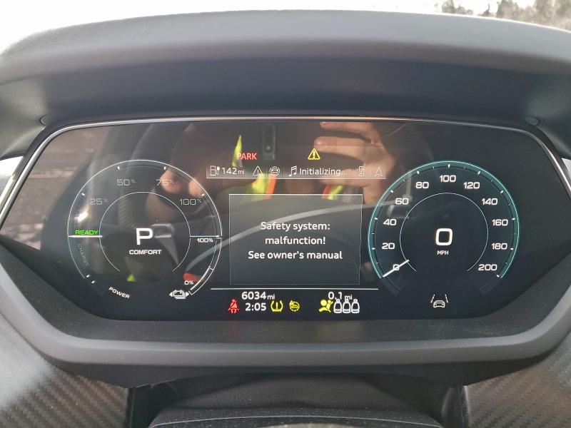 Aukcja sprzedaży 2024 Audi Rs E-tron Gt, vin: WAUBHBFW8R7901563, numer aukcji: 96343775