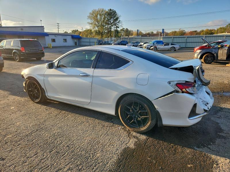 47441346 :رقم المزاد ، 1HGCT2B87HA005562 vin ، 2017 Honda Accord مزاد بيع