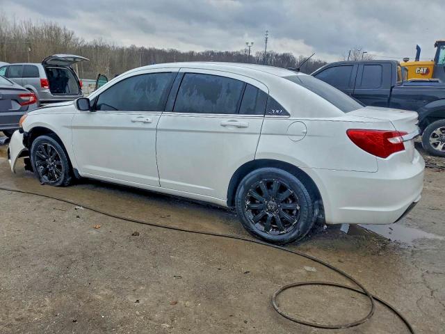 95949415 :رقم المزاد ، 1C3CCBBB7DN764052 vin ، 2013 Chrysler 200 مزاد بيع