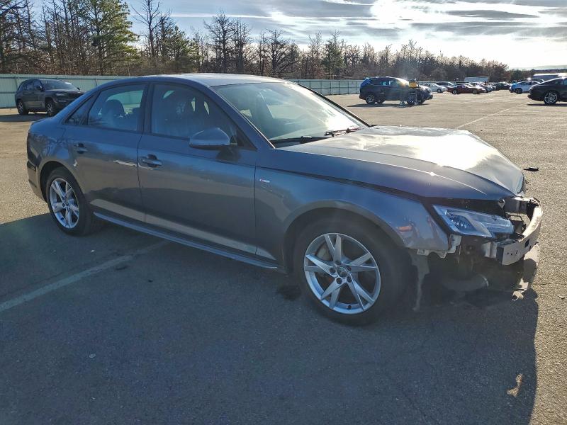Продаж на аукціоні авто 2018 Audi A4, vin: WAUDNAF49JA124893, номер лоту: 93915575