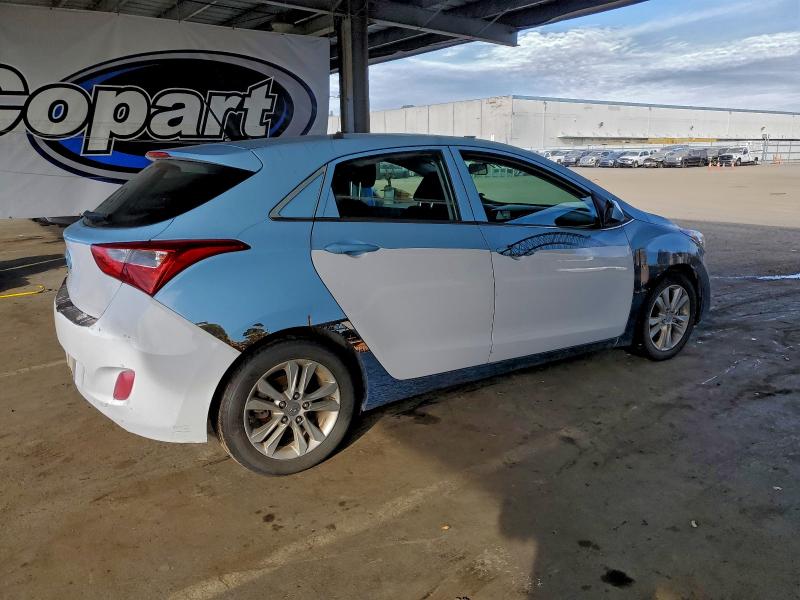 Продаж на аукціоні авто 2017 Hyundai Elantra Gt, vin: KMHD35LH1HU381297, номер лоту: 97358745