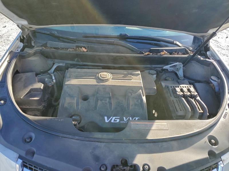 2015 Cadillac Srx მანქანა იყიდება აუქციონზე, vin: 3GYFNBE38FS561939, აუქციონის ნომერი: 98066145