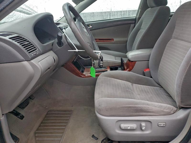 96172445 :رقم المزاد ، 4T1BE32K55U583719 vin ، 2005 Toyota Camry Le مزاد بيع