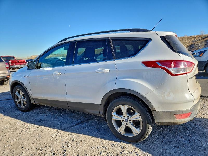 Продаж на аукціоні авто 2015 Ford Escape Se, vin: 1FMCU9GX4FUB55124, номер лоту: 99061595