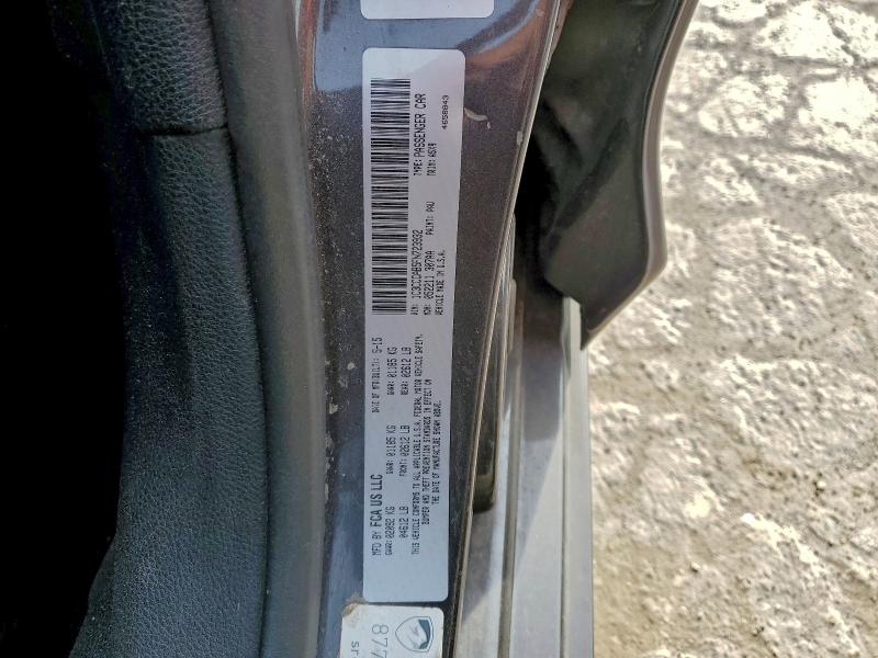 96098565 :رقم المزاد ، 1C3CCCAB5FN723932 vin ، 2015 Chrysler 200 Limite مزاد بيع