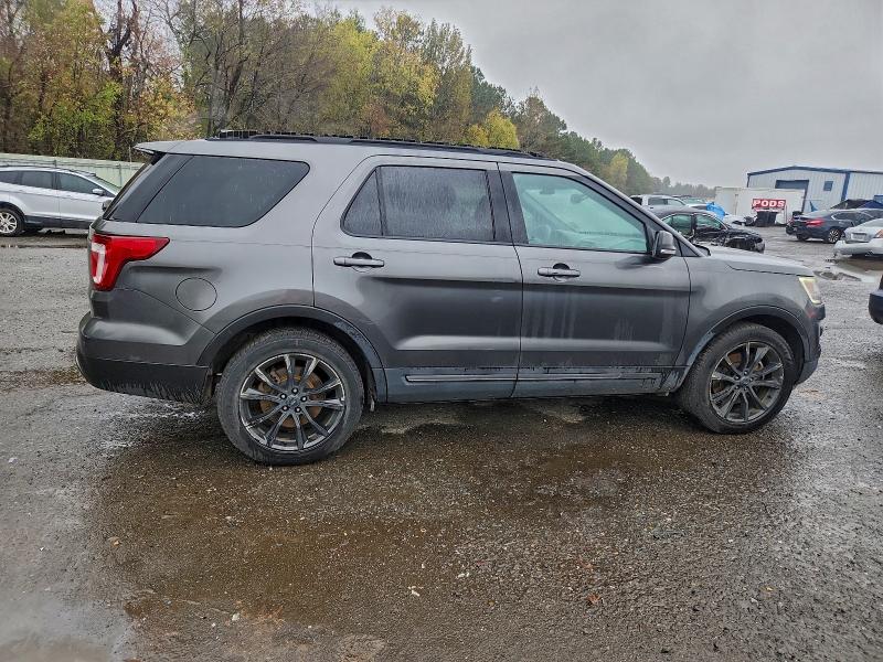 56595056 :رقم المزاد ، 1FM5K7D85HGD48903 vin ، 2017 Ford Explorer مزاد بيع