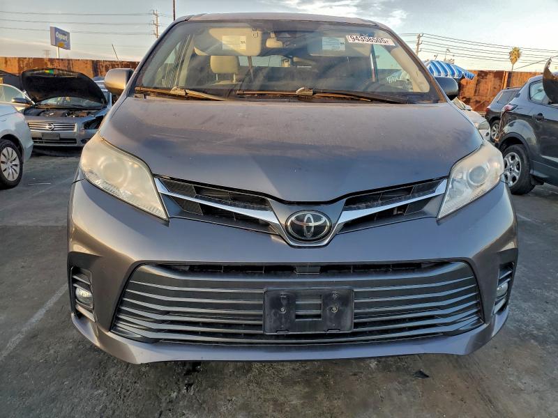 Продажа на аукционе авто 2019 Toyota Sienna, vin: 5TDYZ3DC4KS017088, номер лота: 94358505