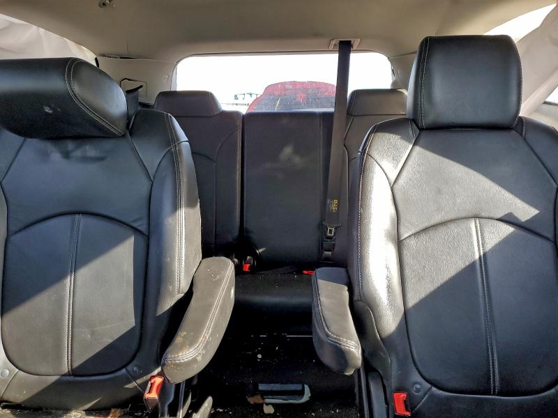 Продаж на аукціоні авто 2017 Chevrolet Traverse, vin: 1GNKRHKD3HJ308872, номер лоту: 97996765