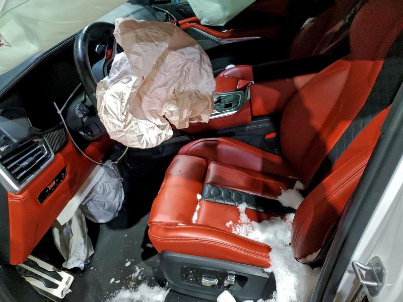 95268185 :رقم المزاد ، 5YMJU0C05N9M98033 vin ، 2022 Bmw X5 مزاد بيع