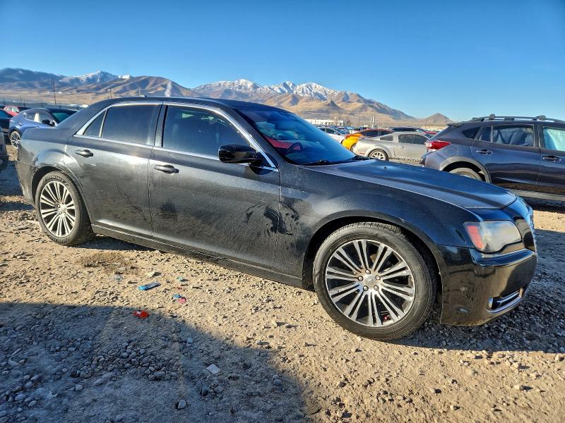96219885 :رقم المزاد ، 2C3CCABG6DH707954 vin ، 2013 Chrysler 300 مزاد بيع