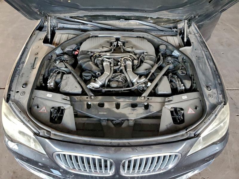 2013 Bmw 750 მანქანა იყიდება აუქციონზე, vin: WBAYF8C59DD140065, აუქციონის ნომერი: 98373035