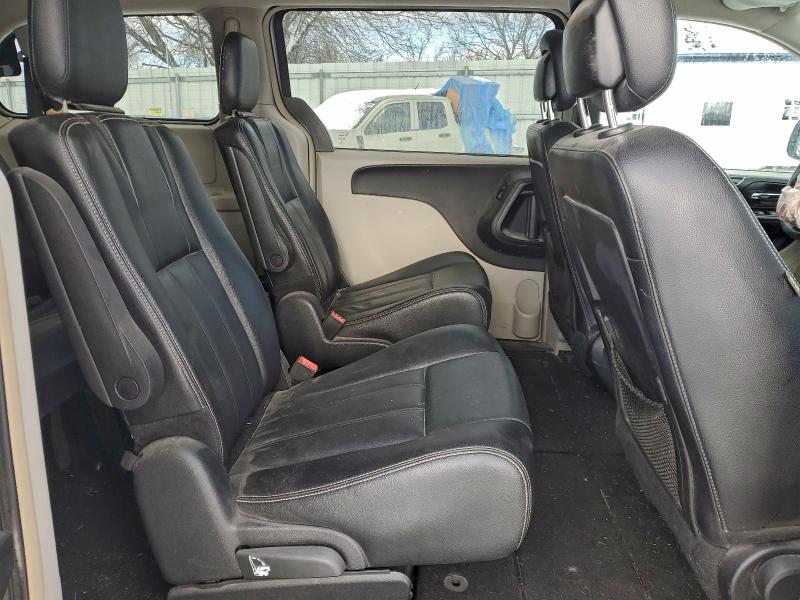 2015 Chrysler Town & Country მანქანა იყიდება აუქციონზე, vin: 2C4RC1BG2FR601780, აუქციონის ნომერი: 94054015