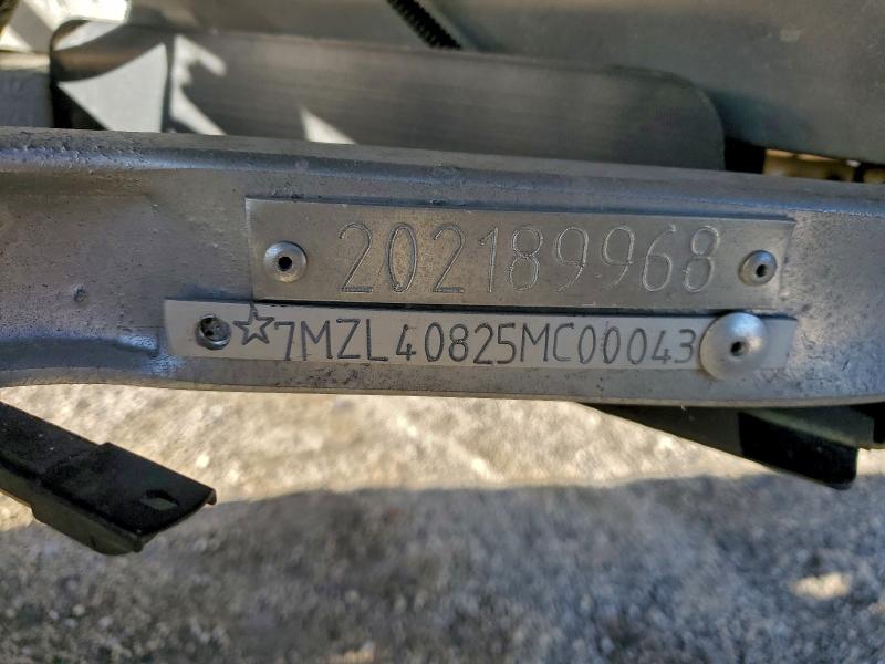 74706815 :رقم المزاد ، 7MZL40825MC000436 vin ، 2021 Yamaha Golf Cart مزاد بيع
