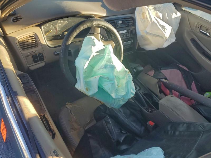 2000 Honda Accord მანქანა იყიდება აუქციონზე, vin: 1HGCG1652YA099557, აუქციონის ნომერი: 95198555