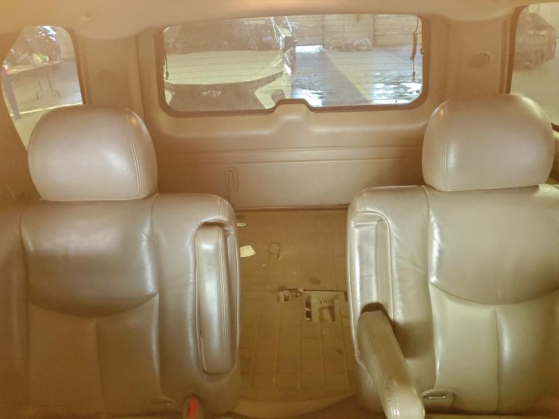 95970415 :رقم المزاد ، 1GKEK63UX4J128641 vin ، 2004 Gmc Yukon مزاد بيع
