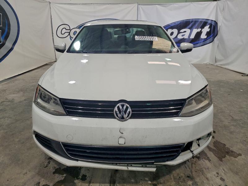 2014 Volkswagen Jetta მანქანა იყიდება აუქციონზე, vin: 3VWLL7AJ9EM410818, აუქციონის ნომერი: 95558895