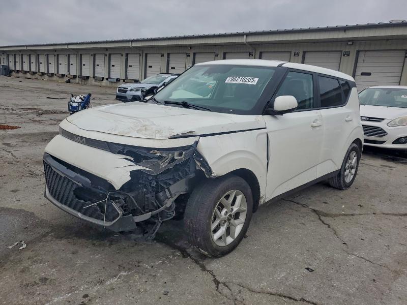 96210205 :رقم المزاد ، KNDJ23AU9P7215606 vin ، 2023 Kia Soul مزاد بيع