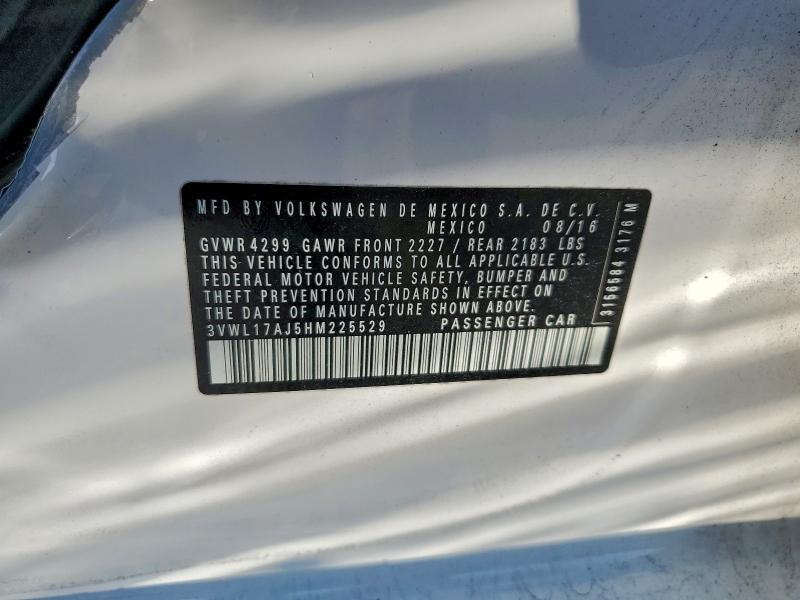 95443645 :رقم المزاد ، 3VWL17AJ5HM225529 vin ، 2017 Volkswagen Jetta مزاد بيع