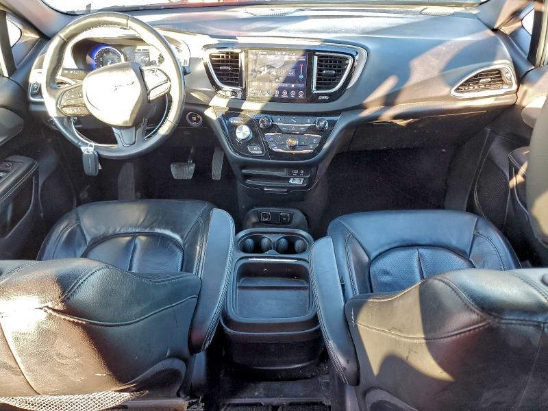 95562325 :رقم المزاد ، 2C4RC1BG0JR228036 vin ، 2018 Chrysler Pacifica مزاد بيع