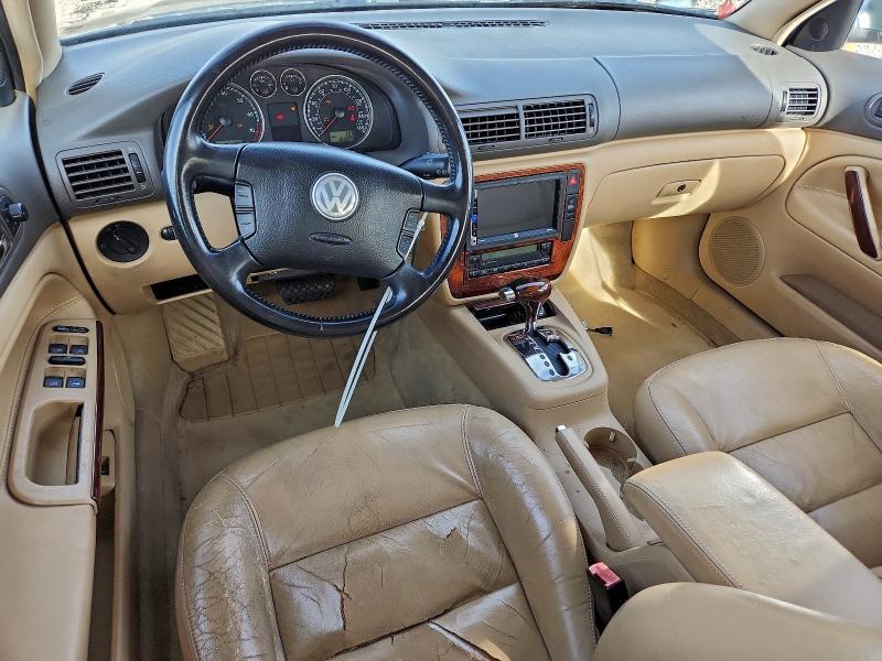 95780055 :رقم المزاد ، WVWYU63B15E106877 vin ، 2005 Volkswagen Passat مزاد بيع