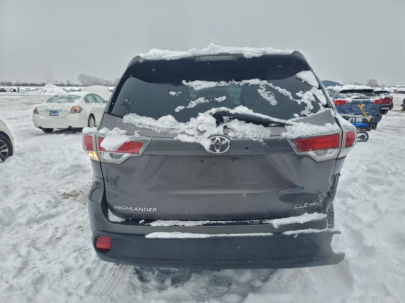 95066335 :رقم المزاد ، 5TDJKRFH6GS244954 vin ، 2016 Toyota Highlander مزاد بيع