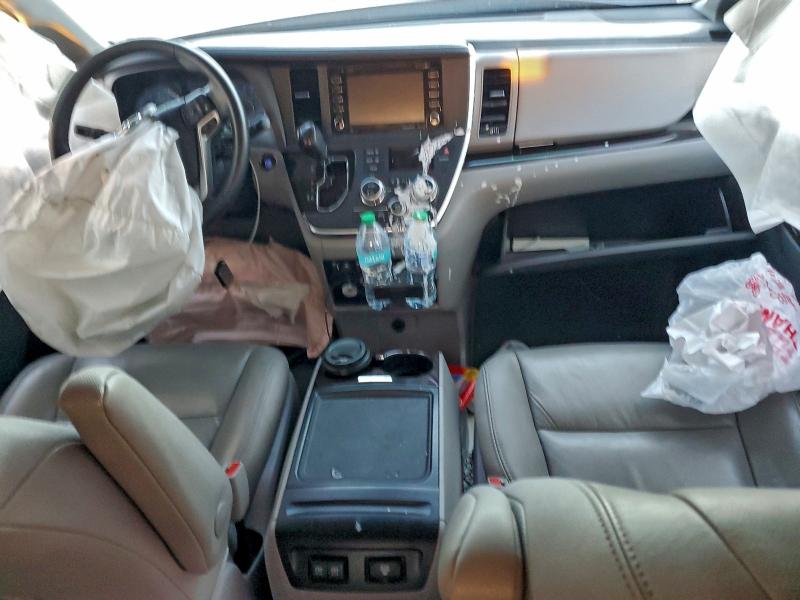 Продаж на аукціоні авто 2018 Toyota Sienna, vin: 5TDYZ3DC9JS914504, номер лоту: 94387455