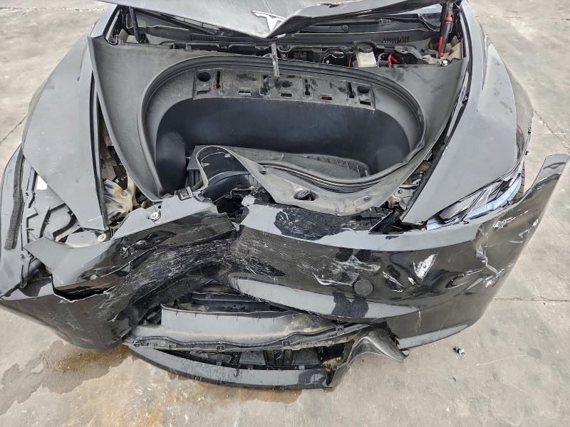 Продажа на аукционе авто 2024 Tesla Model 3, vin: 5YJ3E1EB4RF766777, номер лота: 95853985
