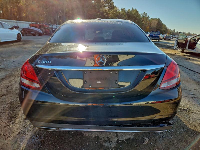 2017 Mercedes-benz C მანქანა იყიდება აუქციონზე, vin: 55SWF4JB4HU210886, აუქციონის ნომერი: 96752045