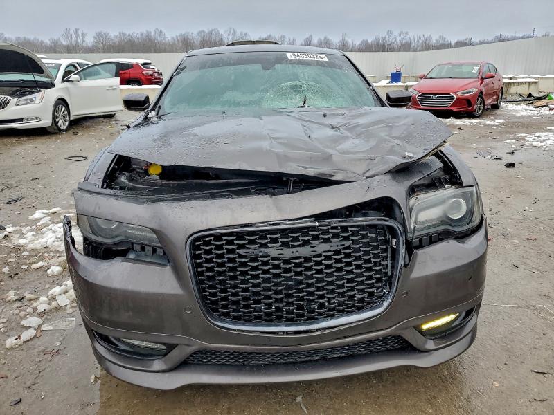 94030325 :رقم المزاد ، 2C3CCABG0JH266656 vin ، 2018 Chrysler 300 مزاد بيع
