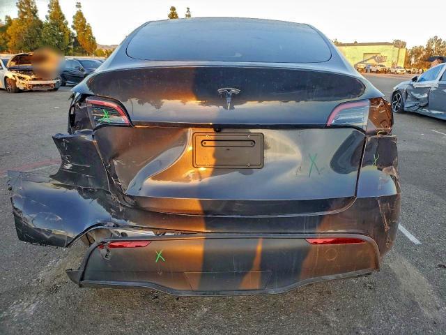 Продажа на аукционе авто 2025 Tesla Model Y, vin: 7SAYGDED3SF218281, номер лота: 93929205