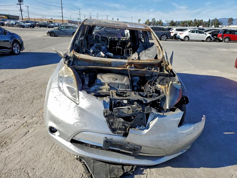 95526815 :رقم المزاد ، 1N4AZ0CP2DC417939 vin ، 2013 Nissan Leaf مزاد بيع