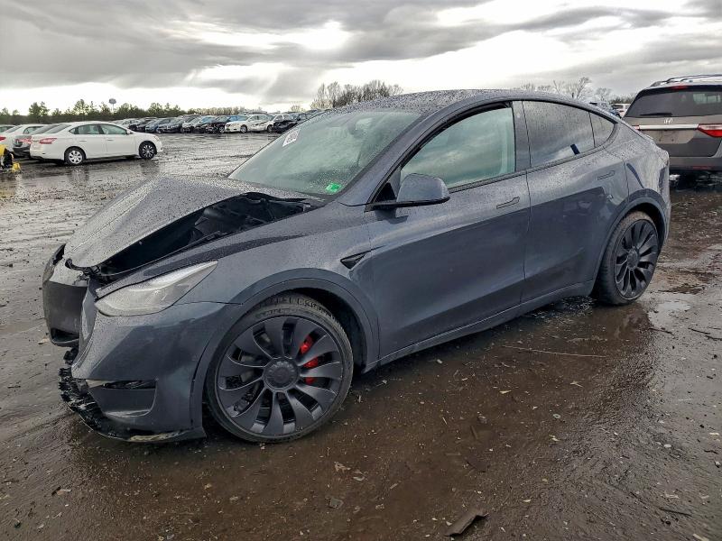 Продажа на аукционе авто 2022 Tesla Model Y, vin: 7SAYGDEF2NF339969, номер лота: 97540095