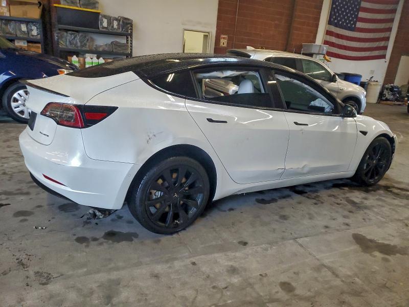 98588725 :رقم المزاد ، 5YJ3E1EB6KF421904 vin ، 2019 Tesla Model 3 مزاد بيع