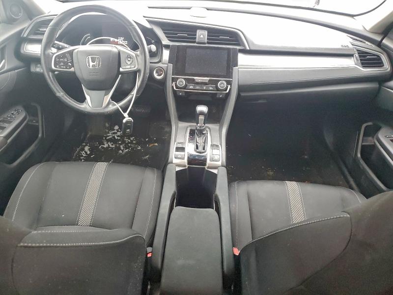 Продажа на аукционе авто 2018 Honda Civic Lx, vin: 2HGFC2F62JH040068, номер лота: 96964165