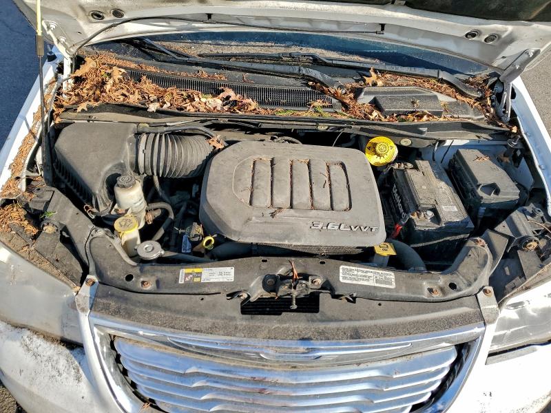 2014 Chrysler Town And C მანქანა იყიდება აუქციონზე, vin: 2C4RC1CG3ER409944, აუქციონის ნომერი: 99395755