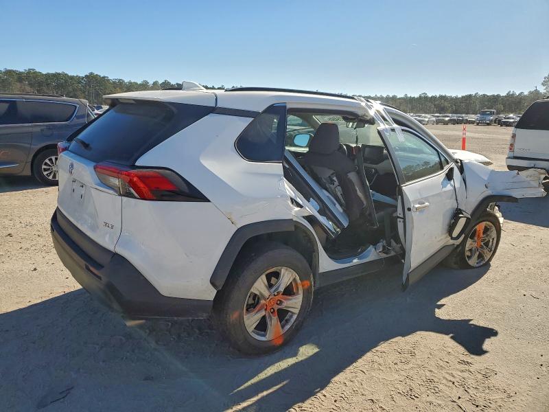 97284505 :رقم المزاد ، 2T3W1RFV1MW138100 vin ، 2021 Toyota Rav4 مزاد بيع