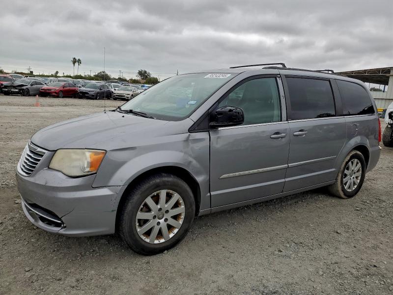 95243295 :رقم المزاد ، 2C4RC1BG5ER157020 vin ، 2014 Chrysler Town & Country مزاد بيع