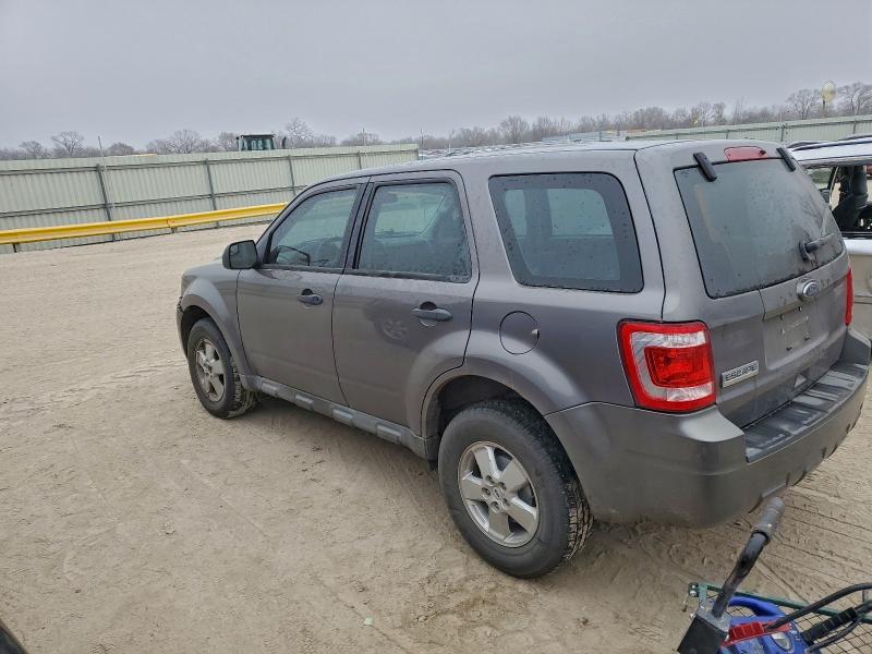 93241795 :رقم المزاد ، 1FMCU0C75BKA57209 vin ، 2011 Ford Escape مزاد بيع