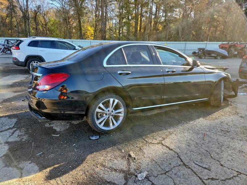 2017 Mercedes-benz C მანქანა იყიდება აუქციონზე, vin: 55SWF4JB4HU210886, აუქციონის ნომერი: 96752045