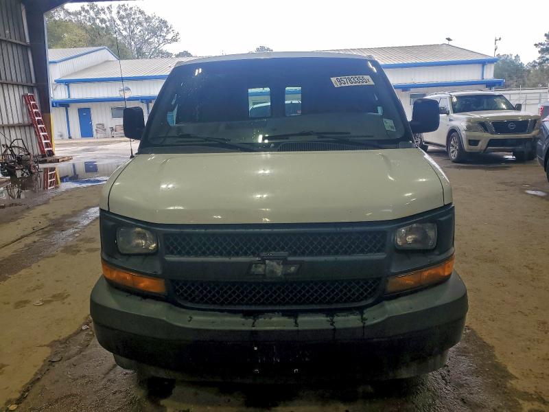 2017 Chevrolet Express G2 მანქანა იყიდება აუქციონზე, vin: 1GCWGAFF8H1127401, აუქციონის ნომერი: 95783355
